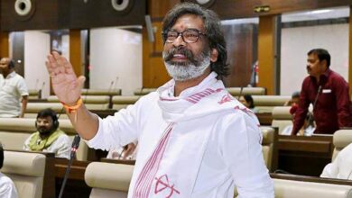 हेमंत सोरेन को ED कोर्ट से बड़ा झटका, डिस्चार्ज याचिका खारिज; जमीन घोटाला मामले में चलेगा ट्रायल हेमंत सोरेन को ED कोर्ट से बड़ा झटका, डिस्चार्ज याचिका खारिज; जमीन घोटाला मामले में चलेगा ट्रायल