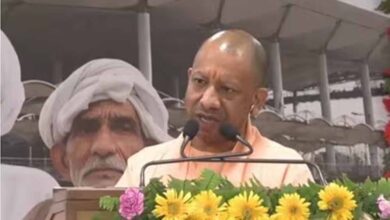 जेवर एयरपोर्ट से किसानों का सीएम आवास तक सफर: 172 किसानों ने किया योगी से संवाद जेवर एयरपोर्ट से किसानों का सीएम आवास तक सफर: 172 किसानों ने किया योगी से संवाद