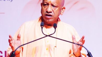 वस्त्रोद्योग के लिए नई कौशल विकास व्यवस्था तैयार हो, ग्रामोद्योग और माटीकला क्षेत्र में रोजगार की संभावनाओं को मिले नई गति : मुख्यमंत्री