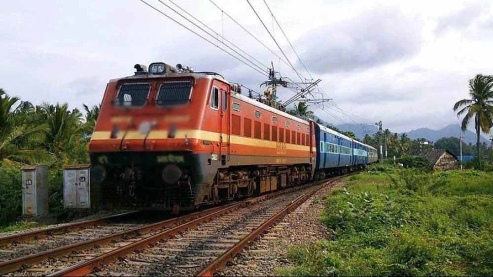 बिलासपुर से बेंगलुरु जाना हुआ आसान, यात्रियों के लिए चलेगी वन-वे समर स्पेशल ट्रेन बिलासपुर से बेंगलुरु जाना हुआ आसान, यात्रियों के लिए चलेगी वन-वे समर स्पेशल ट्रेन