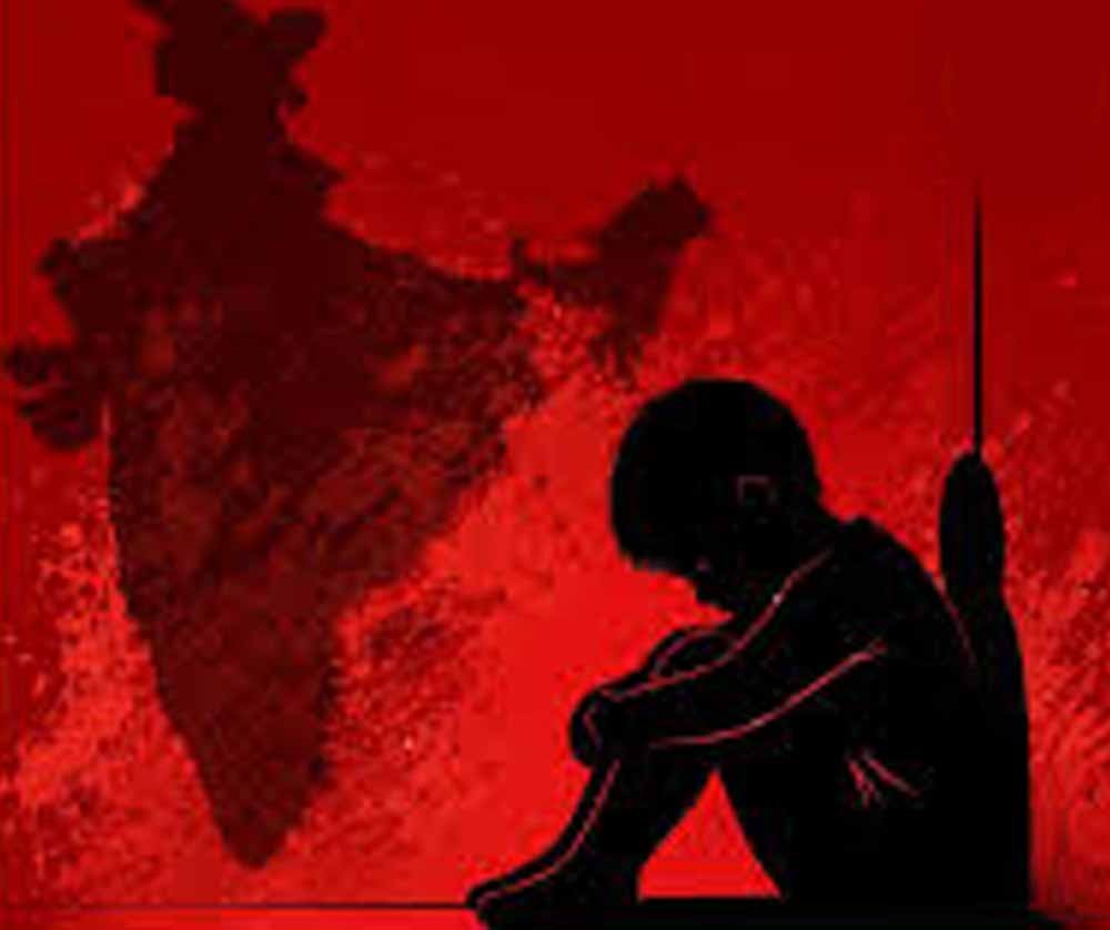 भिलाईनगर में 7 वर्षीय बच्चे की पिटाई का वीडियो वायरल, 6 नाबालिग भेजे गए बाल सुधार गृह भिलाईनगर में 7 वर्षीय बच्चे की पिटाई का वीडियो वायरल, 6 नाबालिग भेजे गए बाल सुधार गृह