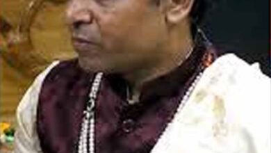 महासमुंद जेल से रायपुर लाया गया दुष्कर्म आरोपी नरेंद्र शास्त्री, चावल देखकर भविष्य बताने का करता था दावा महासमुंद जेल से रायपुर लाया गया दुष्कर्म आरोपी नरेंद्र शास्त्री, चावल देखकर भविष्य बताने का करता था दावा