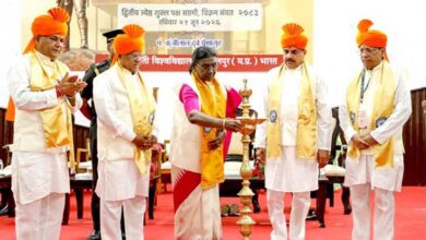 भारतीय संस्कृति, परंपरा और भाषाओं के प्रति सम्मान का भाव विकसित करना विश्वविद्यालयों की महत्वपूर्ण जिम्मेदारी : राष्ट्रपति मुर्मु
