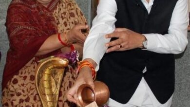 मुख्यमंत्री विष्णु देव साय ने विधानसभा अध्यक्ष डॉ. रमन सिंह को वैवाहिक वर्षगांठ पर दी बधाई मुख्यमंत्री विष्णु देव साय ने विधानसभा अध्यक्ष डॉ. रमन सिंह को वैवाहिक वर्षगांठ पर दी बधाई