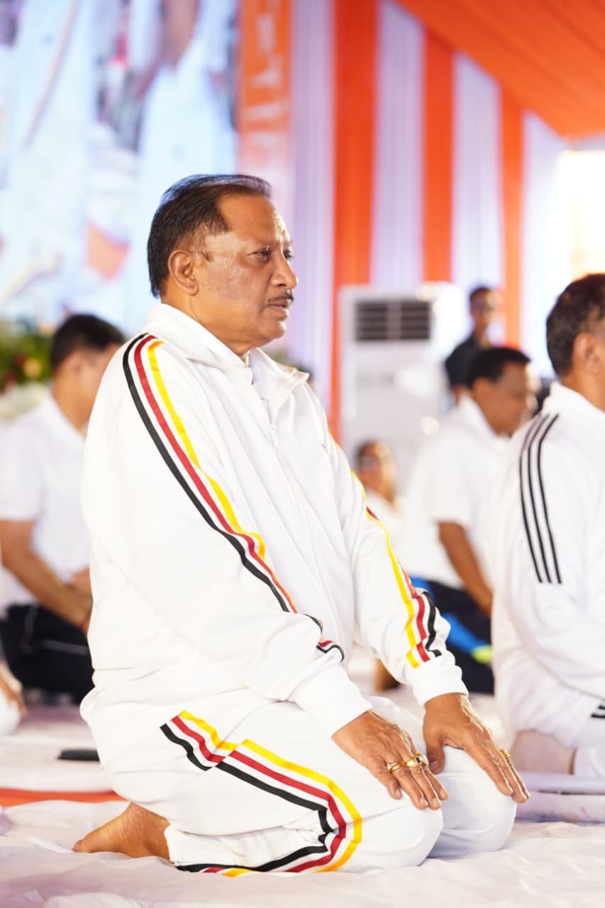 योग को दिनचर्या का हिस्सा बनाएं, स्वस्थ समाज के निर्माण में योगदान दें : मुख्यमंत्री विष्णुदेव साय योग को दिनचर्या का हिस्सा बनाएं, स्वस्थ समाज के निर्माण में योगदान दें : मुख्यमंत्री विष्णुदेव साय