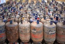 LPG सिलेंडर ने तोड़ी महंगाई की सारी हदें! जनवरी से 7वीं बार बढ़े दाम, जानें आपके शहर का नया रेट
