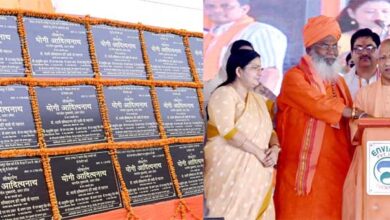 सपा के लिए सैफई ही घर-परिवार, मेरे लिए उत्तर प्रदेश घर, 25 करोड़ लोग परिवार: मुख्यमंत्री सपा के लिए सैफई ही घर-परिवार, मेरे लिए उत्तर प्रदेश घर, 25 करोड़ लोग परिवार: मुख्यमंत्री