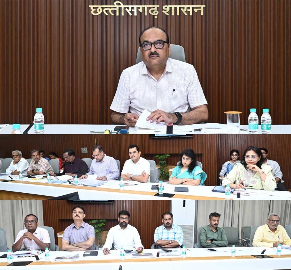 छत्तीसगढ़ में पीएमजीएसवाई की उच्च स्तरीय समीक्षा, ग्रामीण सड़कों के निर्माण में तेजी लाने के निर्देश