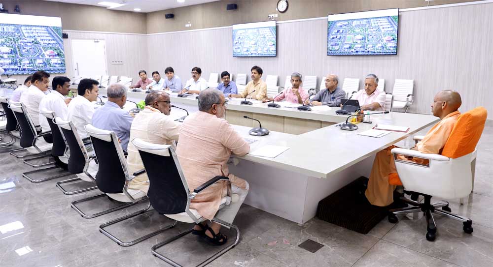योगी सरकार तीन तलाक और एसिड पीड़िताओं को देगी आवास योजना का लाभ योगी सरकार तीन तलाक और एसिड पीड़िताओं को देगी आवास योजना का लाभ