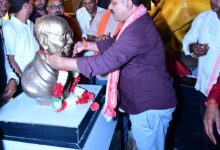 उप मुख्यमंत्री  विजय शर्मा ने भारत माता की प्रतिमा एवं भव्य शहीद स्मारक का किया लोकार्पण