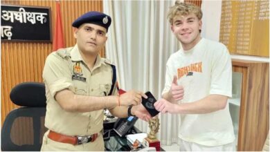 ऑस्ट्रेलियाई इन्फ्लुएंसर हुआ ‘सीएम योगी की पुलिस’ का मुरीद ऑस्ट्रेलियाई इन्फ्लुएंसर हुआ ‘सीएम योगी की पुलिस’ का मुरीद