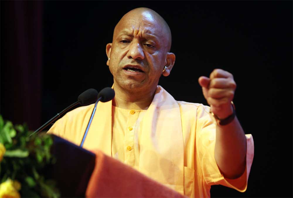 ग्राम सचिवालय में 1 जुलाई से बैठेंगे लेखपाल, अब ग्रामीणों को नहीं लगाने पड़ेंगे तहसील के चक्कर