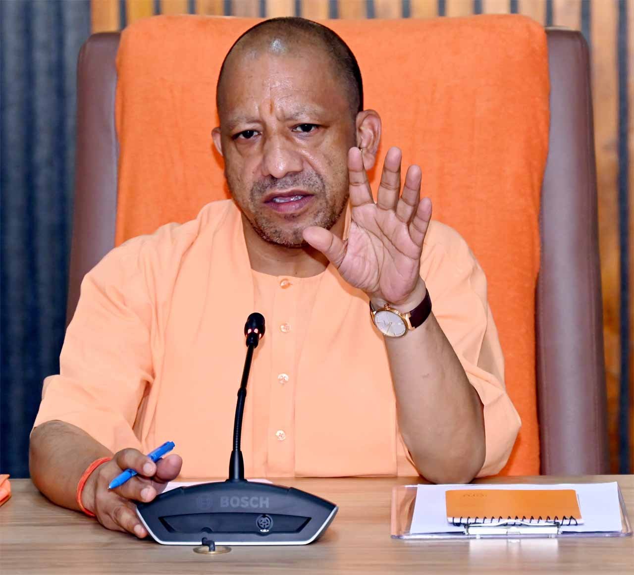 निर्माण कार्यों में लाएं तेजी, गुणवत्ता के साथ समय से पूरे हों कामः मुख्यमंत्री निर्माण कार्यों में लाएं तेजी, गुणवत्ता के साथ समय से पूरे हों कामः मुख्यमंत्री