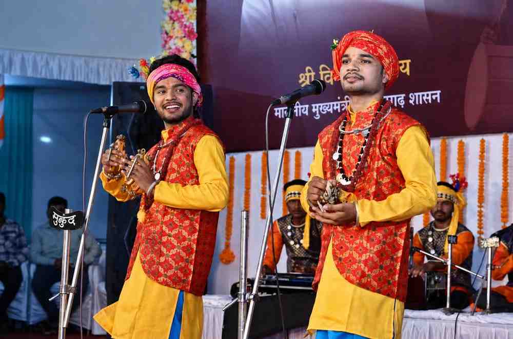 छत्तीसगढ़ की सांस्कृतिक विरासत को मिलेगा मंच, वार्षिक आयोजनों के लिए कलाकारों से आवेदन आमंत्रित छत्तीसगढ़ की सांस्कृतिक विरासत को मिलेगा मंच, वार्षिक आयोजनों के लिए कलाकारों से आवेदन आमंत्रित