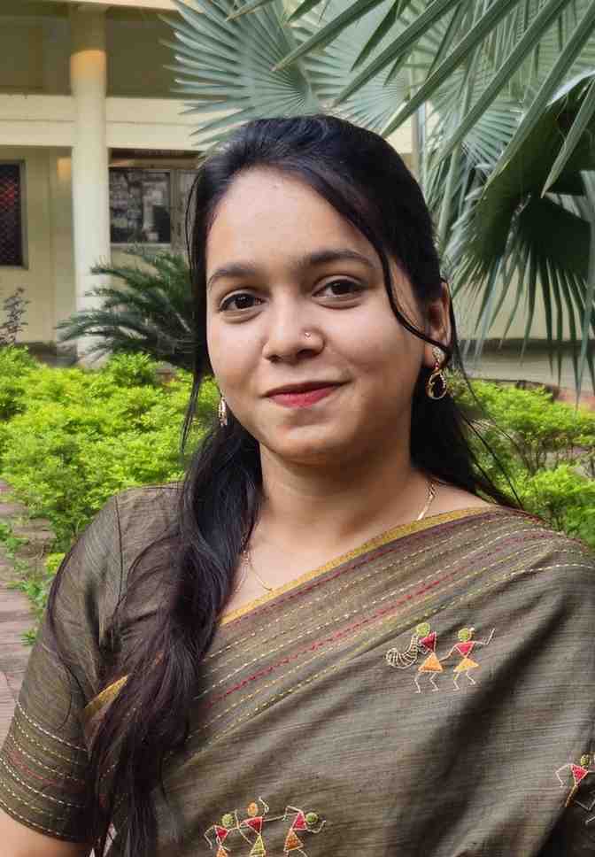 मयूरी असाटी को पी.एच.डी. की उपाधि मिली
