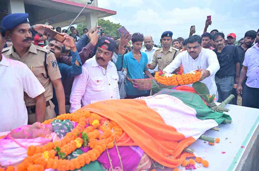 डॉ. तीजन बाई के सम्मान में गनियारी के शासकीय हाई-हायर सेकेंडरी स्कूल का होगा नामकरण – शिक्षा मंत्री गजेन्द्र यादव डॉ. तीजन बाई के सम्मान में गनियारी के शासकीय हाई-हायर सेकेंडरी स्कूल का होगा नामकरण – शिक्षा मंत्री गजेन्द्र यादव