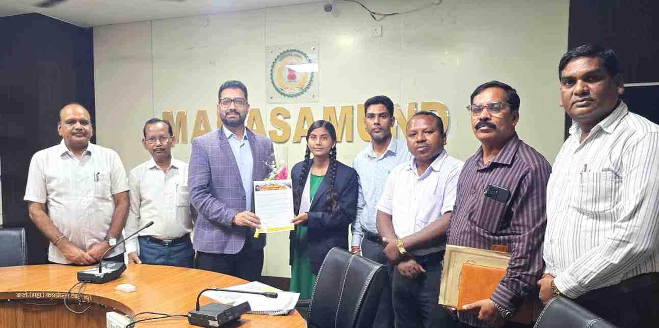छत्तीसगढ़ की इकलौती छात्रा, महासमुंद की बेटी का कमाल छत्तीसगढ़ की इकलौती छात्रा, महासमुंद की बेटी का कमाल