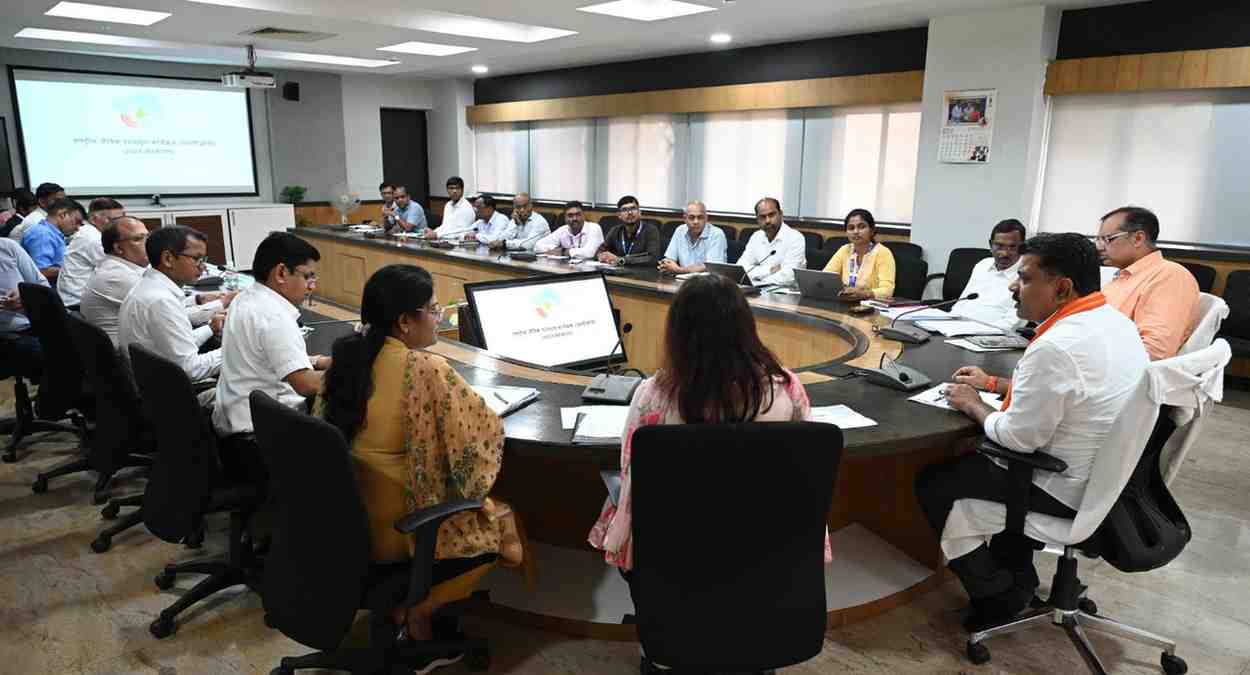 बस्तर की जैविक खेती को मिलेगा वैश्विक बाजार, यूरोप तक पहुंचेंगे जैविक उत्पाद : उप मुख्यमंत्री विजय शर्मा