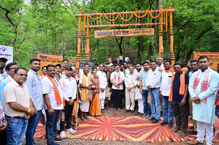 पर्यटन से स्थानीय अर्थव्यवस्था को मिलेगी नई मजबूती- उप मुख्यमंत्री विजय शर्मा पर्यटन से स्थानीय अर्थव्यवस्था को मिलेगी नई मजबूती- उप मुख्यमंत्री विजय शर्मा