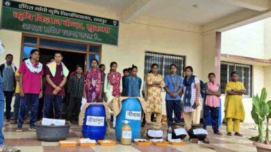 हिंसा का रास्ता छोड़ आत्मनिर्भरता की राह पर बढ़े युवा