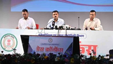 इलेक्ट्रॉनिक्स एवं सूचना प्रौद्योगिकी विभाग डिजिटल नवाचारों के माध्यम से सुशासन सशक्त इलेक्ट्रॉनिक्स एवं सूचना प्रौद्योगिकी विभाग डिजिटल नवाचारों के माध्यम से सुशासन सशक्त