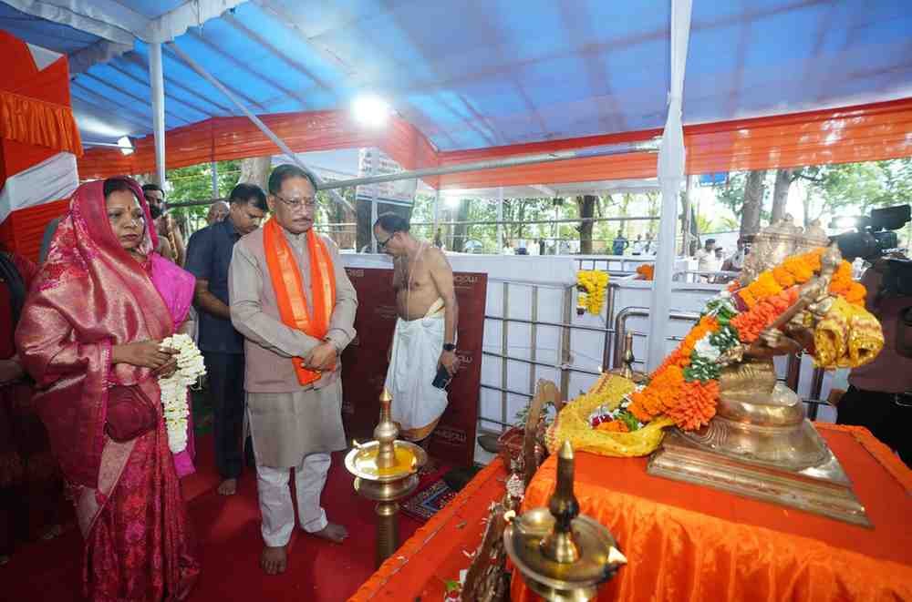 मुख्यमंत्री विष्णुदेव साय ने भोरमदेव धाम में की पूजा-अर्चना, प्रदेश की सुख-समृद्धि के लिए की मंगलकामना