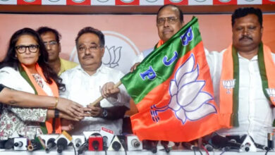 राज्यसभा में BJP का बड़ा दांव! उपचुनाव के बाद वही रहेंगे तीनों सांसद, बदलेगी सिर्फ पार्टी राज्यसभा में BJP का बड़ा दांव! उपचुनाव के बाद वही रहेंगे तीनों सांसद, बदलेगी सिर्फ पार्टी