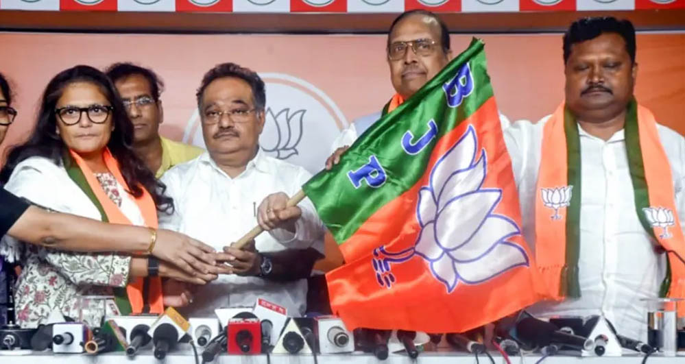 राज्यसभा में BJP का बड़ा दांव! उपचुनाव के बाद वही रहेंगे तीनों सांसद, बदलेगी सिर्फ पार्टी राज्यसभा में BJP का बड़ा दांव! उपचुनाव के बाद वही रहेंगे तीनों सांसद, बदलेगी सिर्फ पार्टी