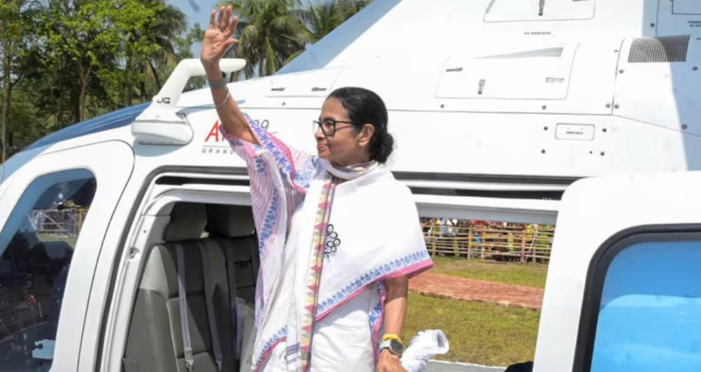 TMC फंड से लग्जरी जेट खरीदने का आरोप, ममता पर ED की जांच में बड़ा खुलासा! TMC फंड से लग्जरी जेट खरीदने का आरोप, ममता पर ED की जांच में बड़ा खुलासा!