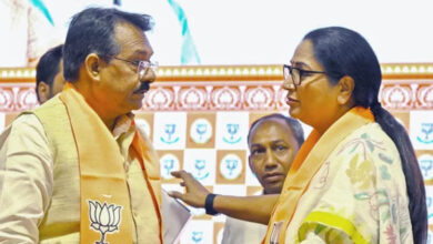 दिल्ली की राजनीति में बड़ा उलटफेर! 16 पार्षदों के साथ इस पार्टी का BJP में विलय, जानें पूरा मामला