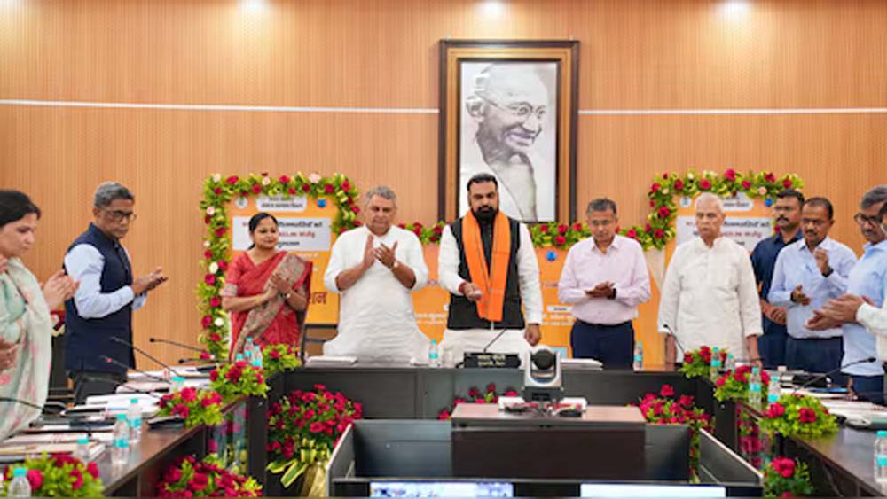 बिहार के 97.84 लाख लाभार्थियों को ₹1100 पेंशन, हर महीने 10 तारीख को मिलेगी राशि बिहार के 97.84 लाख लाभार्थियों को ₹1100 पेंशन, हर महीने 10 तारीख को मिलेगी राशि