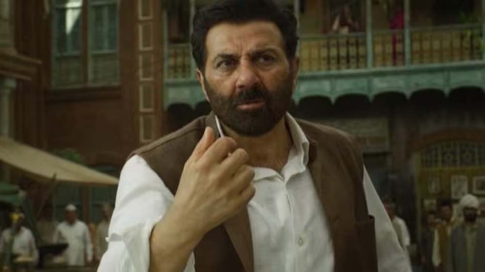 ‘बंटवारा 1947’ का दमदार टीजर रिलीज, सनी देओल के एक्शन ने बढ़ाया रोमांच ‘बंटवारा 1947’ का दमदार टीजर रिलीज, सनी देओल के एक्शन ने बढ़ाया रोमांच