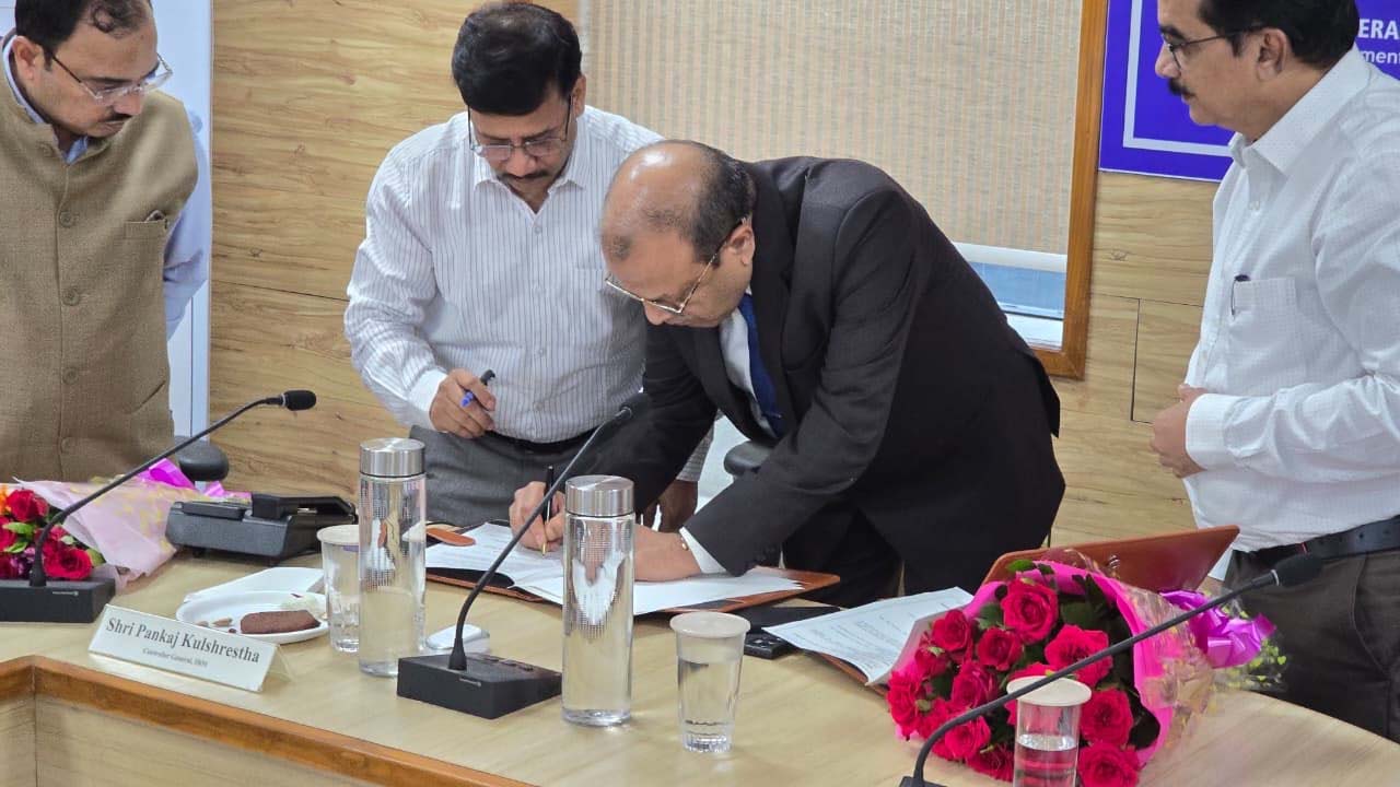 सीएमडीसी-जेएनएआरडीडीसी एमओयू से क्रिटिकल मिनरल्स अनुसंधान को नई दिशा मिली सीएमडीसी-जेएनएआरडीडीसी एमओयू से क्रिटिकल मिनरल्स अनुसंधान को नई दिशा मिली