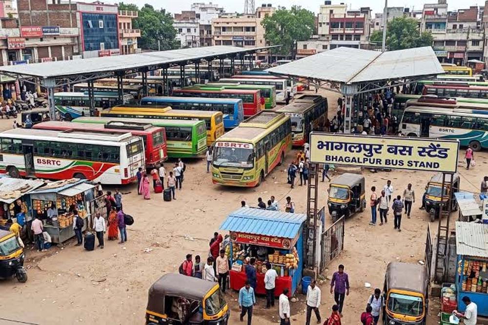 बिहार में बनेंगे विश्वस्तरीय बस टर्मिनल, 30 से अधिक शहरों में शुरू होगी बड़ी परियोजना बिहार में बनेंगे विश्वस्तरीय बस टर्मिनल, 30 से अधिक शहरों में शुरू होगी बड़ी परियोजना