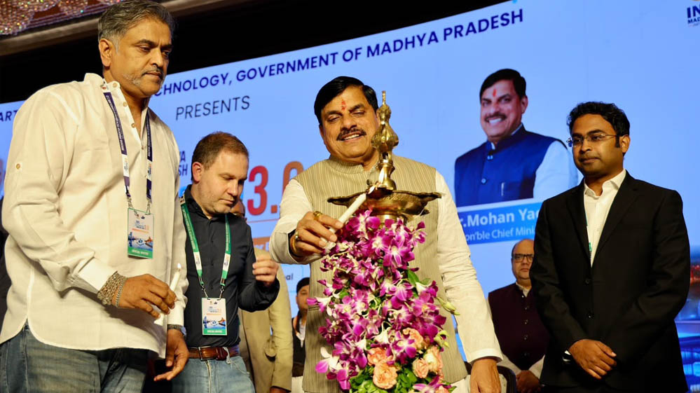 MP Tech Growth Conclave 3.0: सीएम का बड़ा ऐलान, ₹40 हजार करोड़ निवेश से 35 हजार रोजगार, टेक हब बनेगा मध्य प्रदेश MP Tech Growth Conclave 3.0: सीएम का बड़ा ऐलान, ₹40 हजार करोड़ निवेश से 35 हजार रोजगार, टेक हब बनेगा मध्य प्रदेश