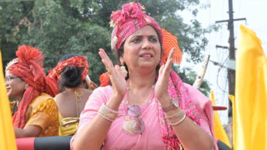 एक सिग्नेचर पड़ा भारी! बांकीपुर में वीणा मानवी का नामांकन रद्द, तेज प्रताप की पार्टी को झटका