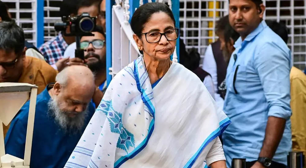 ममता बनर्जी की TMC को हाई कोर्ट से झटका, धर्मतला में रैली की अनुमति नहीं मिली ममता बनर्जी की TMC को हाई कोर्ट से झटका, धर्मतला में रैली की अनुमति नहीं मिली