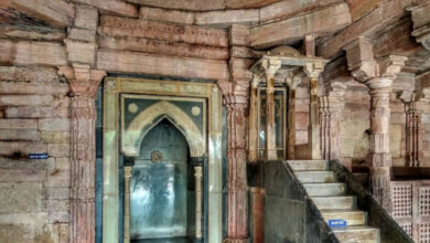 हाई कोर्ट के फैसले के दो माह बाद बदली भोजशाला की तस्वीर, विकास कार्यों और धार्मिक गतिविधियों को मिली रफ्तार हाई कोर्ट के फैसले के दो माह बाद बदली भोजशाला की तस्वीर, विकास कार्यों और धार्मिक गतिविधियों को मिली रफ्तार