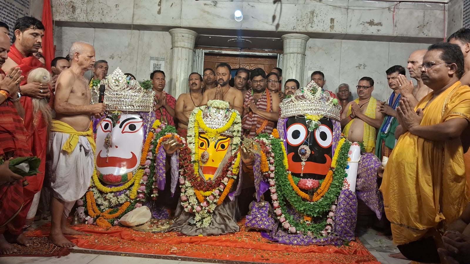 रांची रथ मेला में आस्था संग संस्कृति का संगम, 35 हजार का तोता आकर्षण रांची रथ मेला में आस्था संग संस्कृति का संगम, 35 हजार का तोता आकर्षण