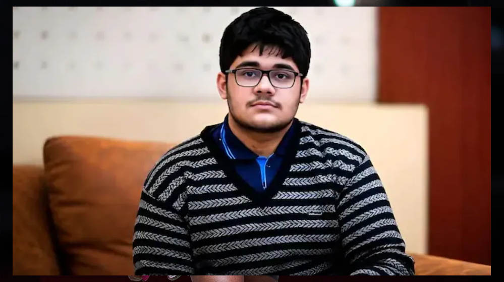 न रटी किताबें, न छोड़ा संगीत, NEET में AIR 7 लाने वाले आर्यन दुबे की प्रेरणादायक सफलता की कहानी न रटी किताबें, न छोड़ा संगीत, NEET में AIR 7 लाने वाले आर्यन दुबे की प्रेरणादायक सफलता की कहानी