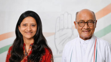 दिग्विजय सिंह पर कांग्रेस महासचिव का बड़ा हमला, बोलीं- पुत्र मोह में संगठन को पहुंचा रहे नुकसान