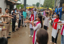 साप्ताहिक बाजार में गूंजा नशा मुक्ति का संदेश, पुलिस ने नुक्कड़ नाटक और रैली से किया जागरूक