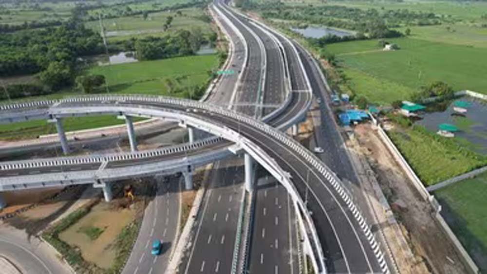 यूपी में बनेंगे दो नए ग्रीनफील्ड एक्सप्रेसवे, तीन बड़े एक्सप्रेसवे होंगे कनेक्ट