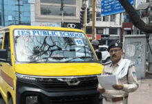भोपाल में स्कूल बसों पर ट्रैफिक पुलिस की सख्ती, 600 से ज्यादा बसों की जांच में 40 पर कार्रवाई
