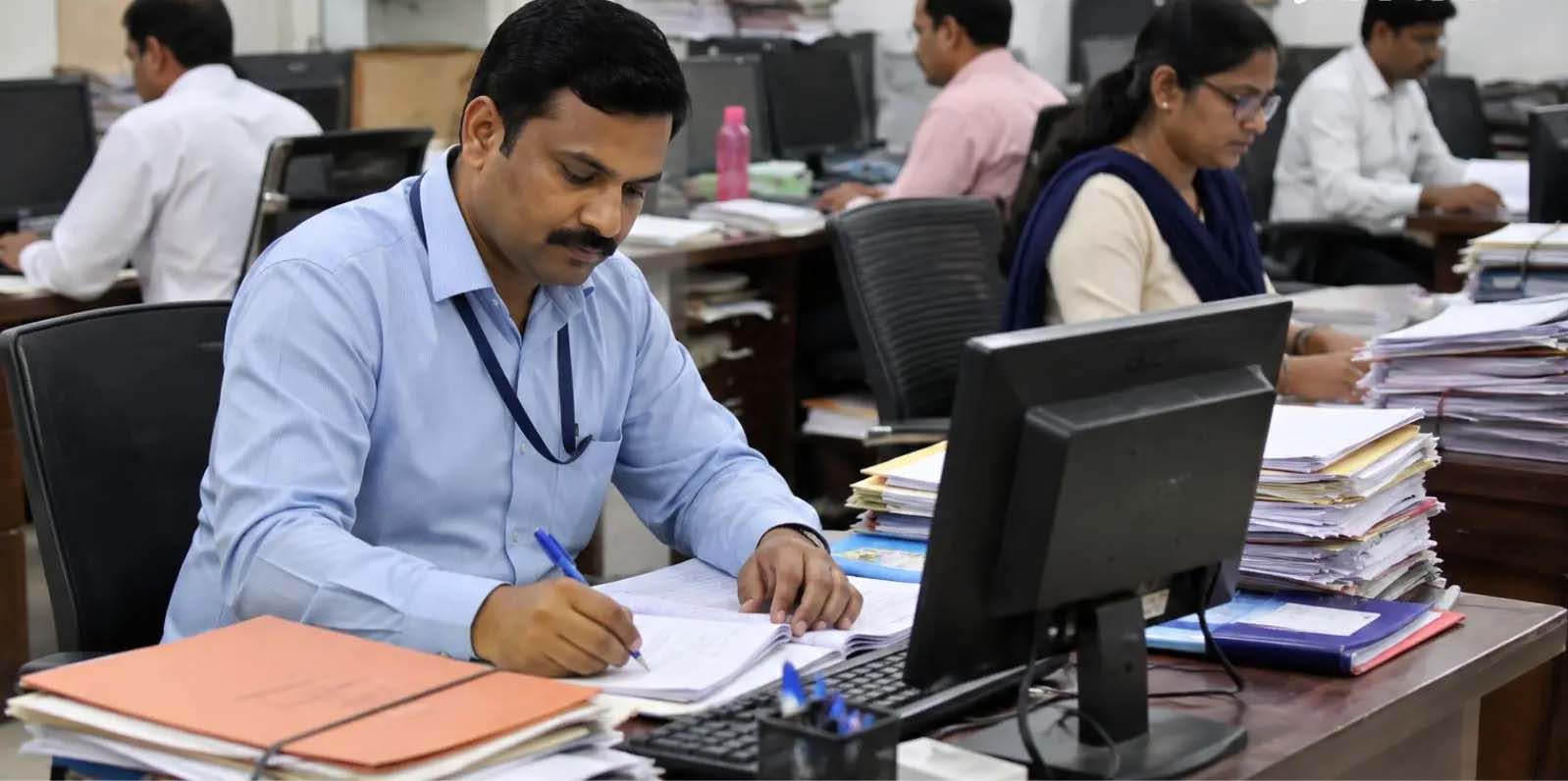 झारखंड में नए सरकारी कर्मियों को नियुक्ति से पहले लेनी होगी शपथ झारखंड में नए सरकारी कर्मियों को नियुक्ति से पहले लेनी होगी शपथ