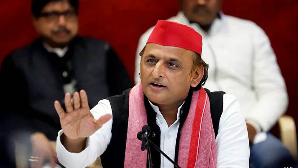 यूपी चुनाव से पहले अखिलेश का बड़ा दांव, सामान्य सीटों पर भी दलित उम्मीदवार उतार सकती है सपा