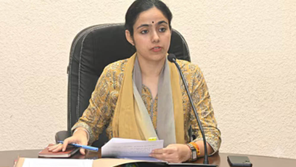 किसान की बेटी मिशा सिंह बनीं IAS! LLB के बाद क्रैक किया UPSC, अब संभालेंगी कलेक्टर की जिम्मेदारी