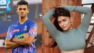 9 साल छोटे यशस्वी जायसवाल को डेट कर रहीं मृणाल ठाकुर? वायरल Video के बाद तेज हुई अफेयर की चर्चा 9 साल छोटे यशस्वी जायसवाल को डेट कर रहीं मृणाल ठाकुर? वायरल Video के बाद तेज हुई अफेयर की चर्चा