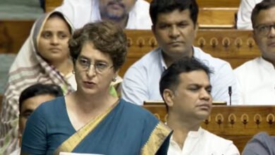संसद में प्रियंका गांधी के बयान पर बवाल, स्पीकर ने रिकॉर्ड से हटवाए शब्द; एंटी पेपर लीक बिल पर सरकार को घेरा