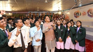 मुख्यमंत्री विष्णु देव साय ने एकलव्य के विद्यार्थियों का बढ़ाया उत्साह